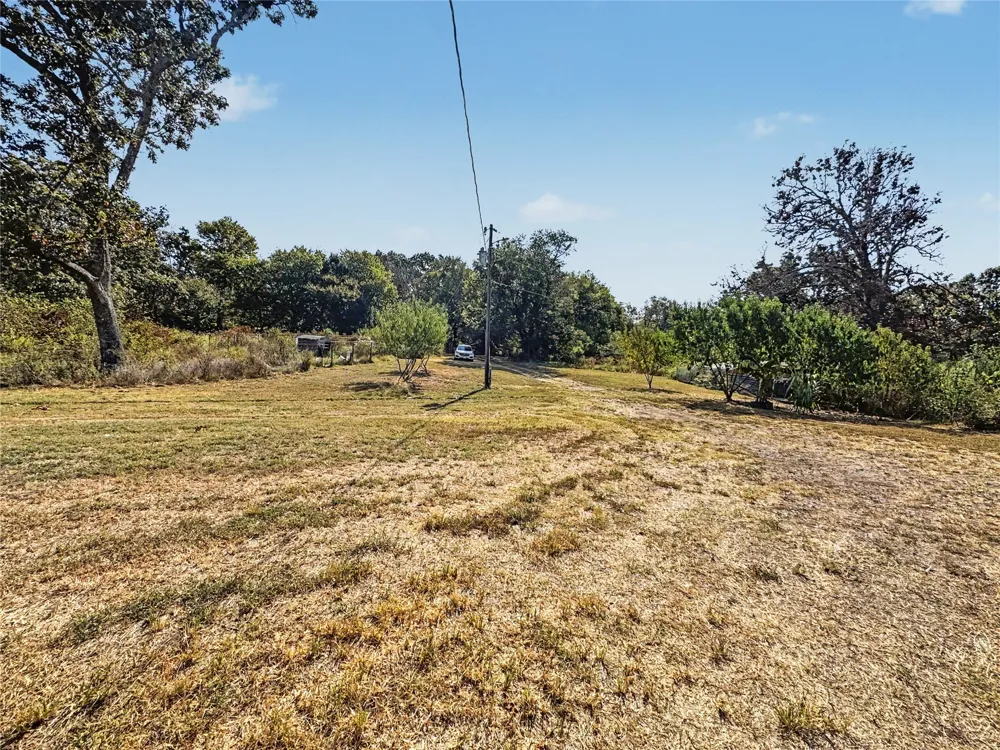 8683 436 ROAD Hulbert, OK 74441