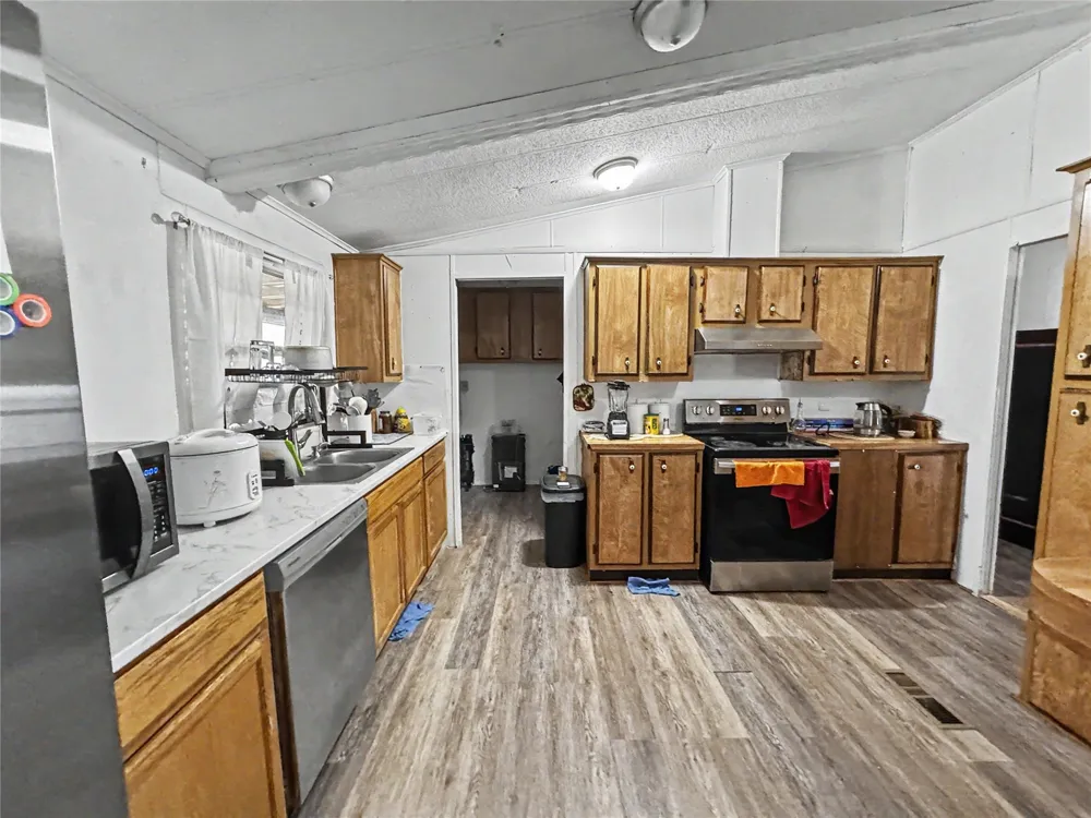 8683 436 ROAD Hulbert, OK 74441