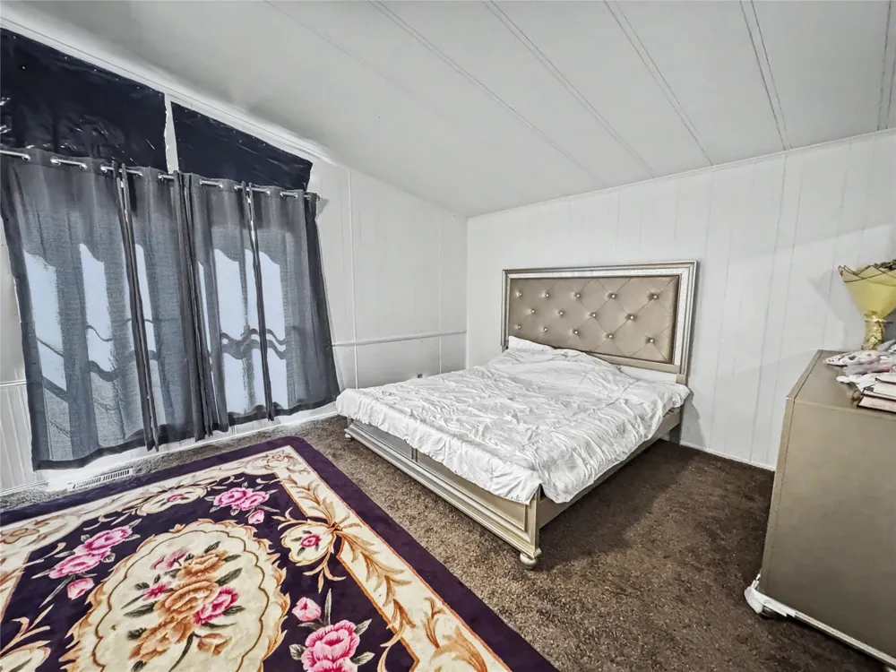 8683 436 ROAD Hulbert, OK 74441