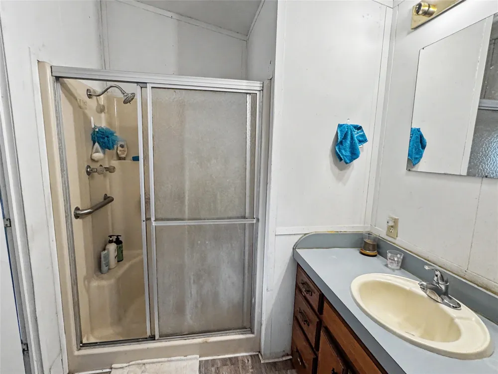 8683 436 ROAD Hulbert, OK 74441