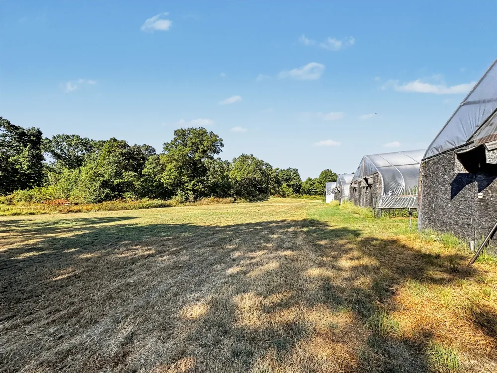 8683 436 ROAD Hulbert, OK 74441