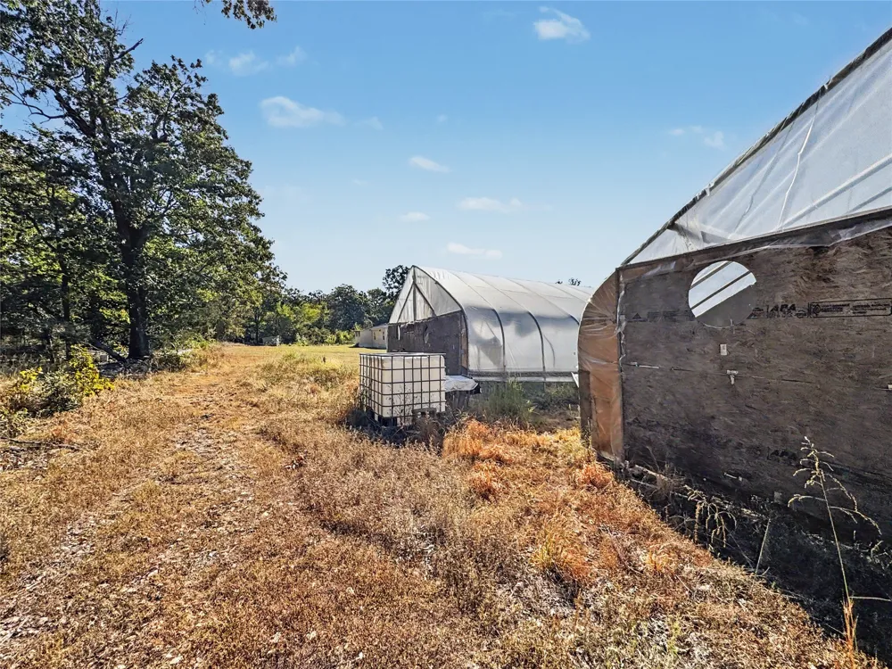 8683 436 ROAD Hulbert, OK 74441