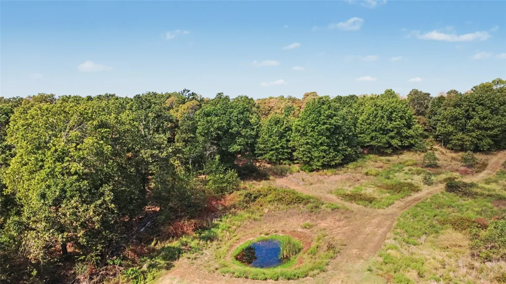 8683 436 ROAD Hulbert, OK 74441