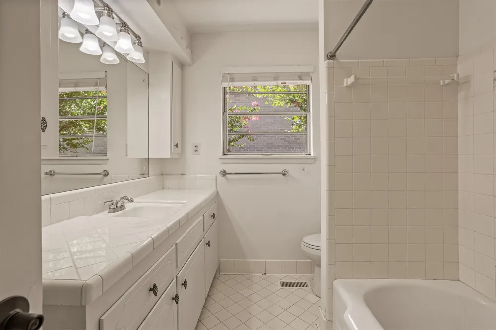 5833 S Joplin Avenue Tulsa, OK 74135