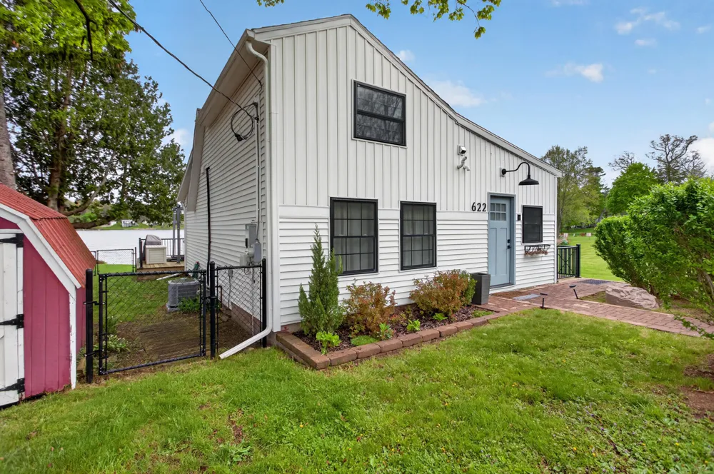 622 Swains Lake Drive Pulaski Township, MI 49237