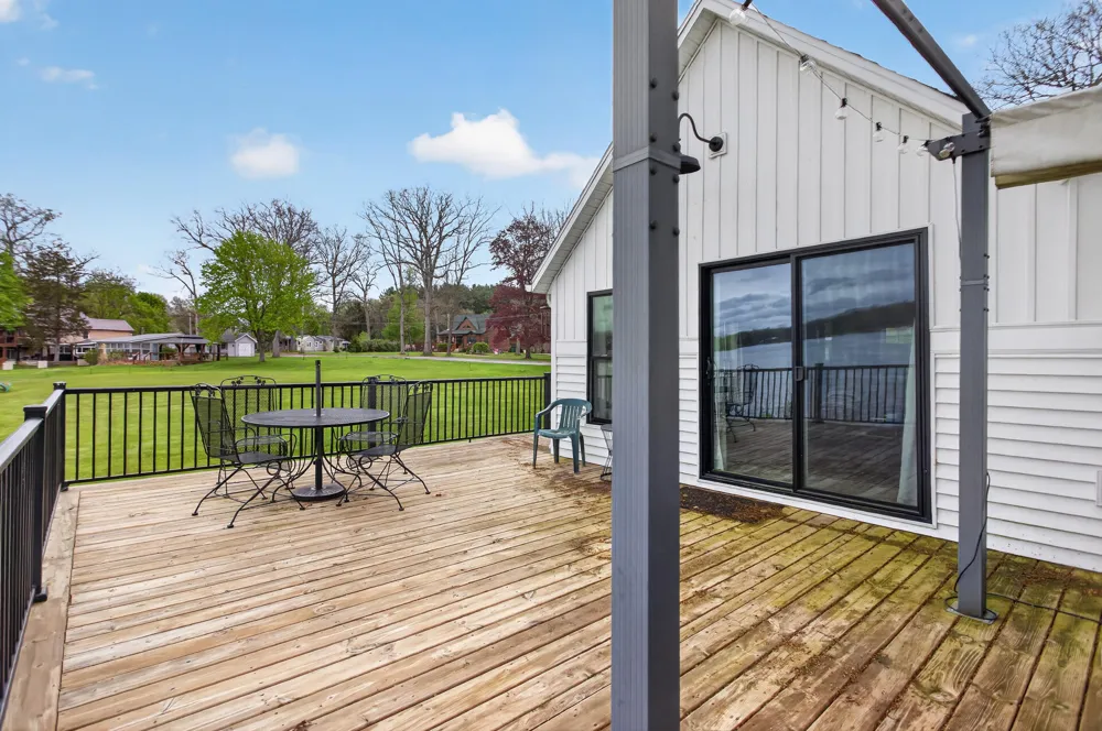 622 Swains Lake Drive Pulaski Township, MI 49237