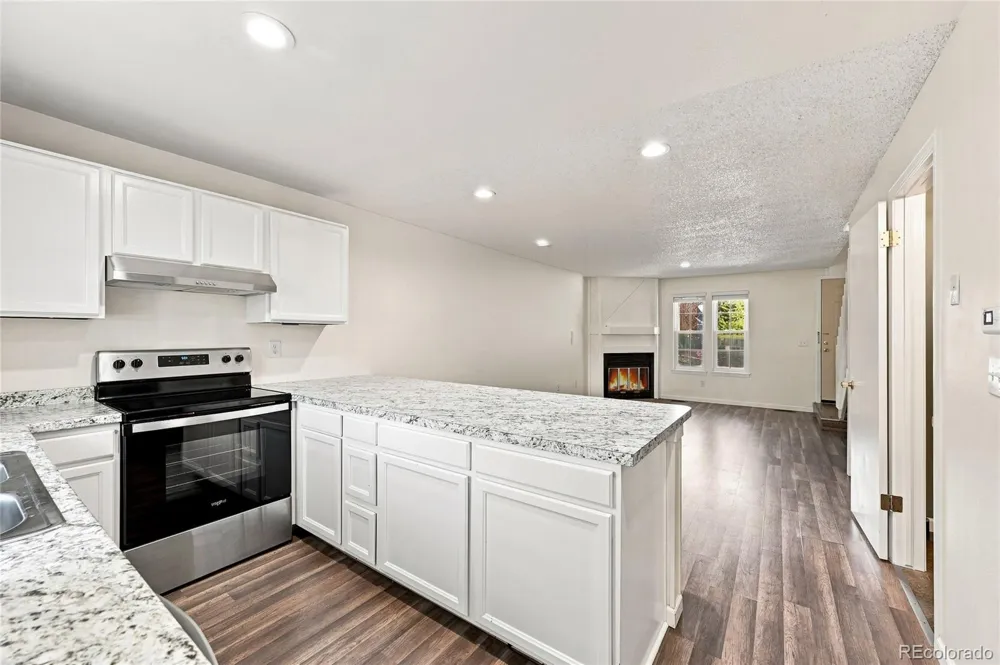 1228 S Flower Circle #C Denver, CO 80232