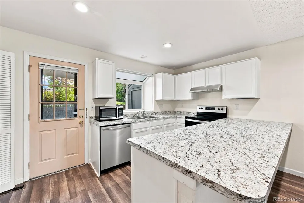1228 S Flower Circle #C Denver, CO 80232