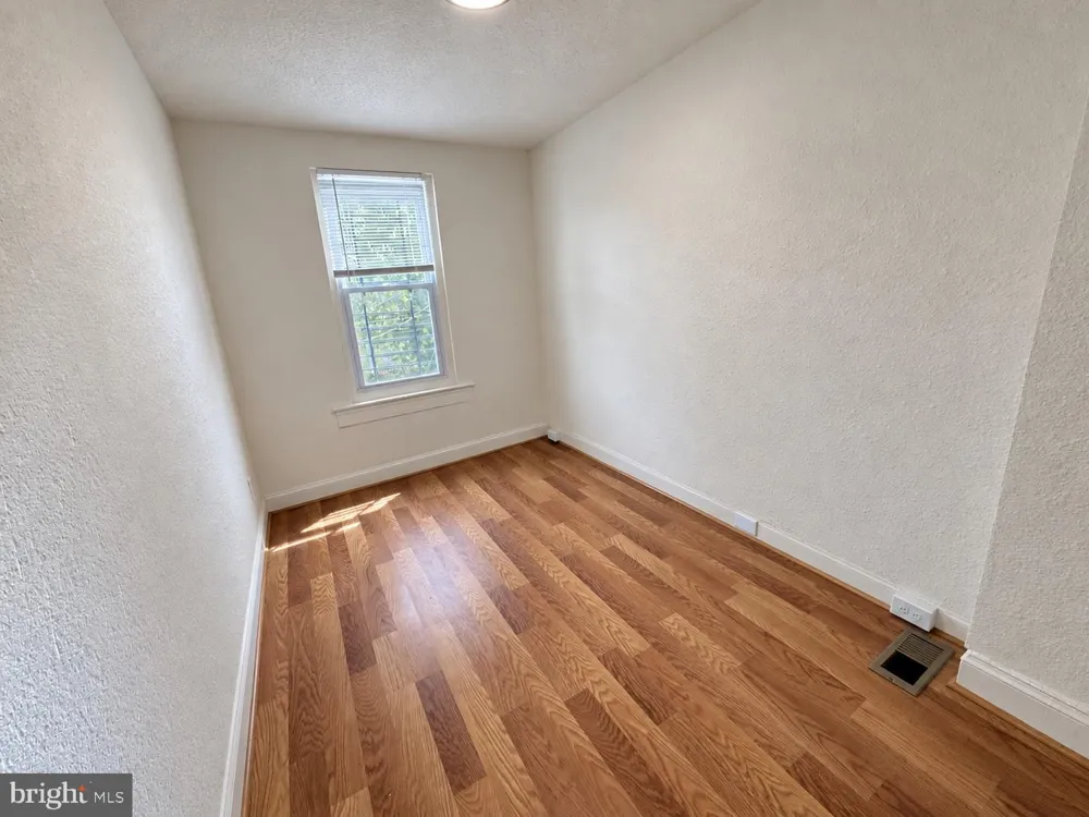 3313 PATON AVENUE Baltimore, MD 21215