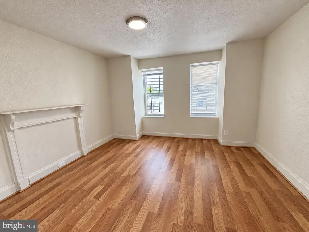 3313 PATON AVENUE Baltimore, MD 21215