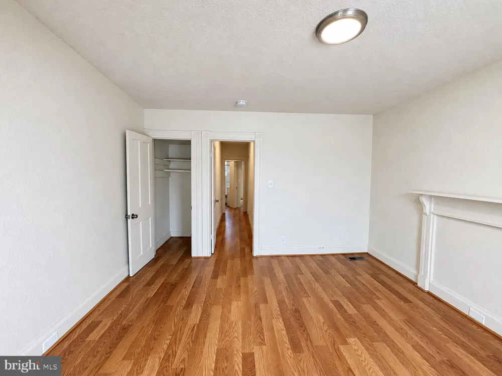 3313 PATON AVENUE Baltimore, MD 21215