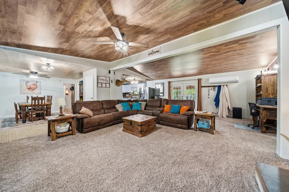 34964 Green Road Mannford, OK 74044