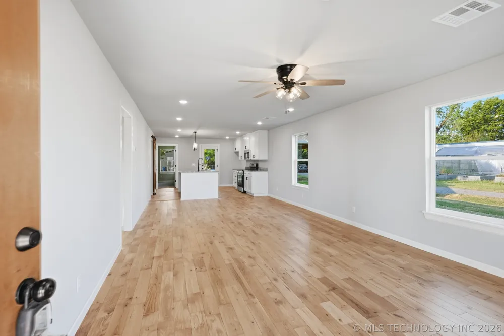 313 Ohio Street Chouteau, OK 74337