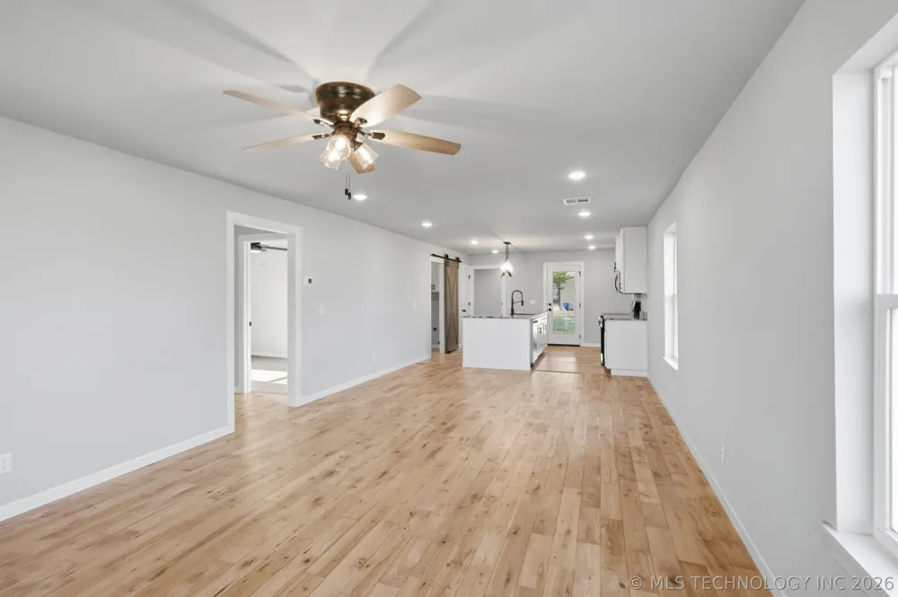 313 Ohio Street Chouteau, OK 74337