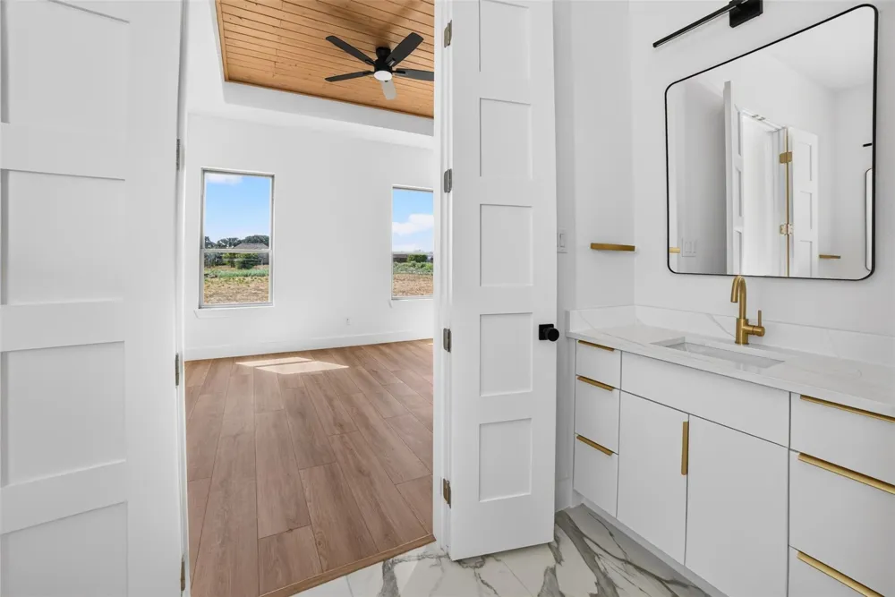 2821 Canvas Back Drive Lone Oak, TX 75453