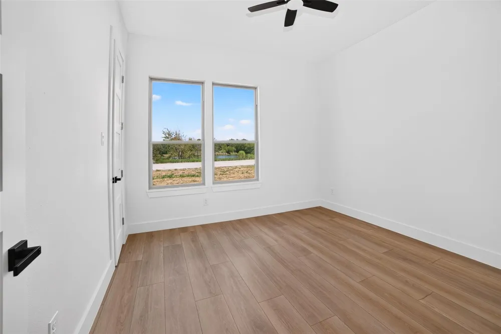 2821 Canvas Back Drive Lone Oak, TX 75453