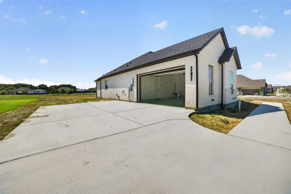2821 Canvas Back Drive Lone Oak, TX 75453