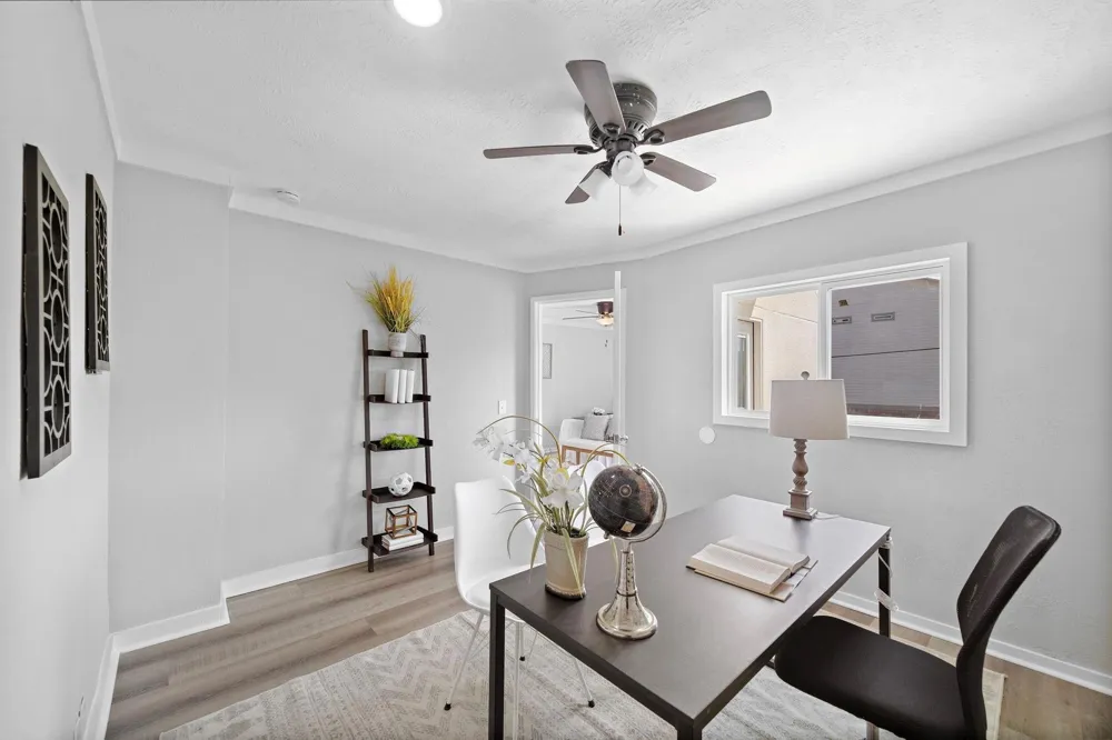 2922 Bering Drive Houston, TX 77057