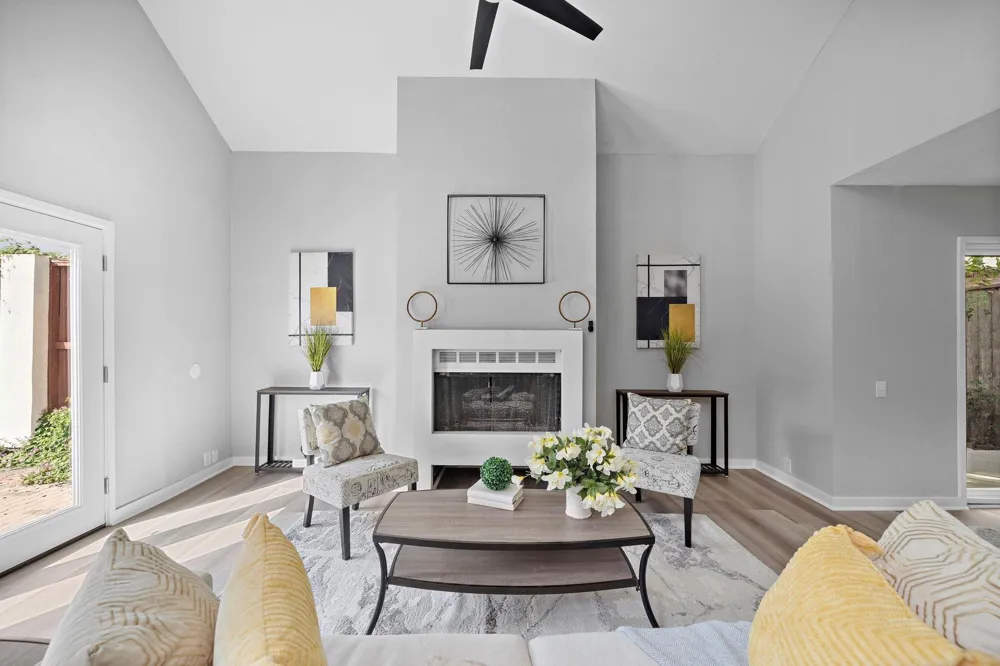 2922 Bering Drive Houston, TX 77057