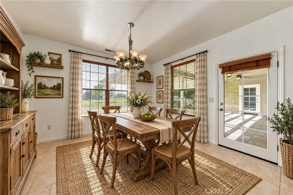 18094 Spyglass Hidden Valley Lake, CA 95467