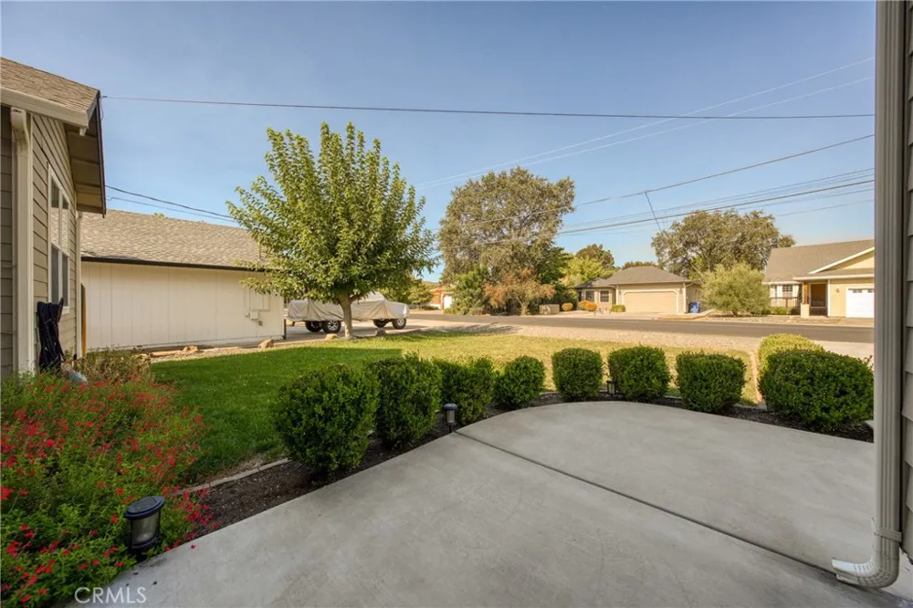 18094 Spyglass Hidden Valley Lake, CA 95467