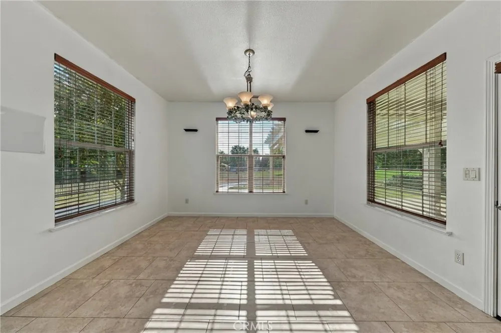 18094 Spyglass Hidden Valley Lake, CA 95467