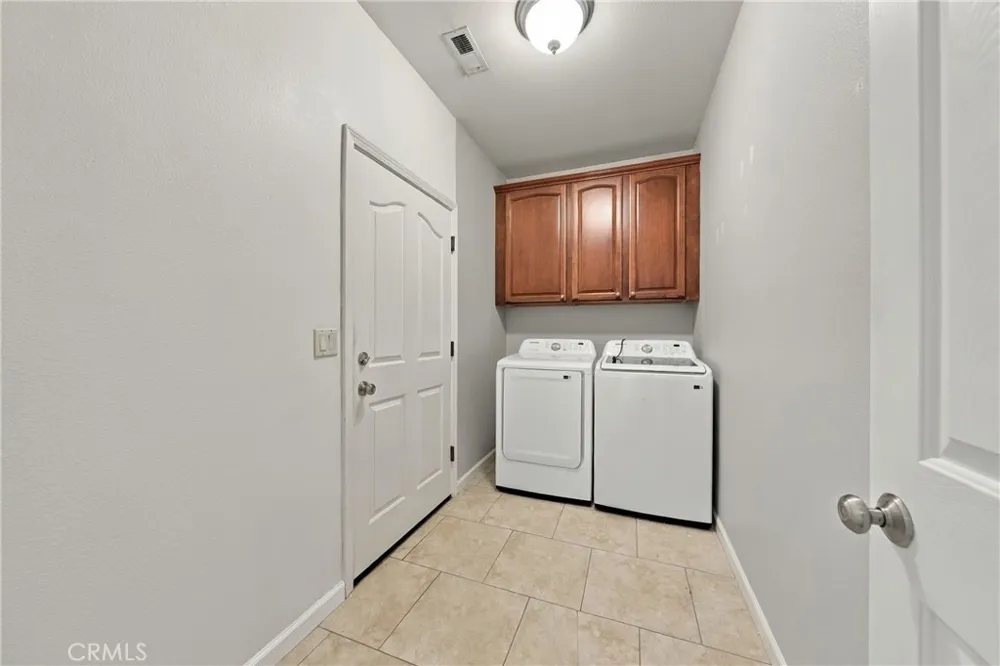 18094 Spyglass Hidden Valley Lake, CA 95467