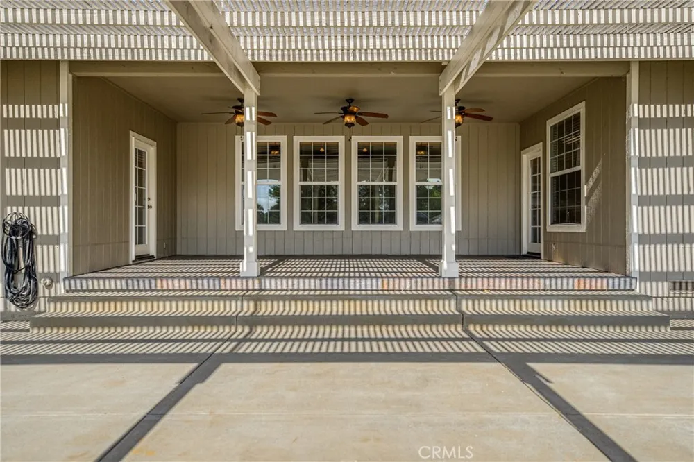 18094 Spyglass Hidden Valley Lake, CA 95467