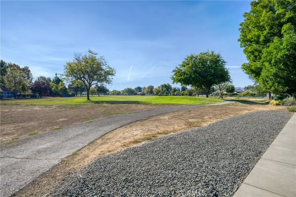 18094 Spyglass Hidden Valley Lake, CA 95467