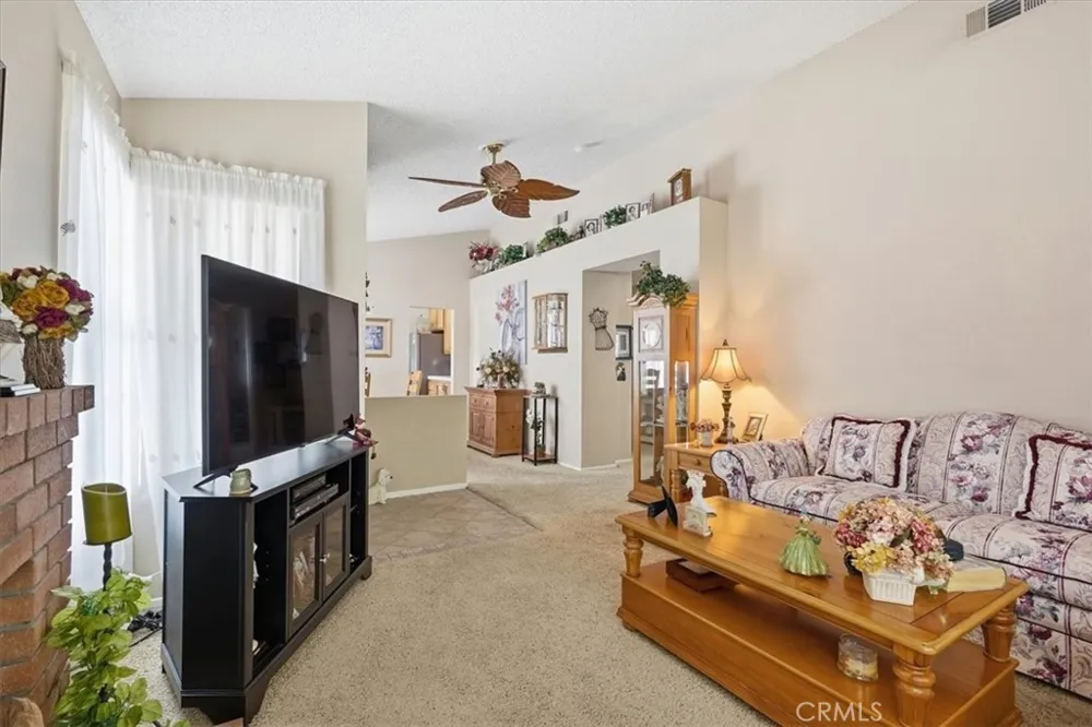 28192 Orangegrove Menifee, CA 92584