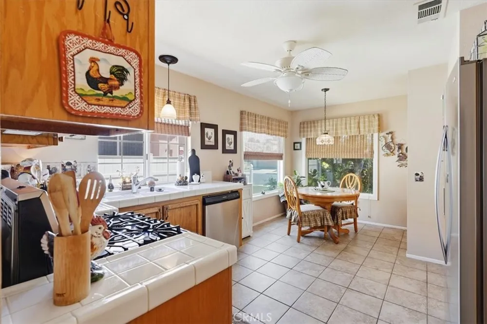 28192 Orangegrove Menifee, CA 92584