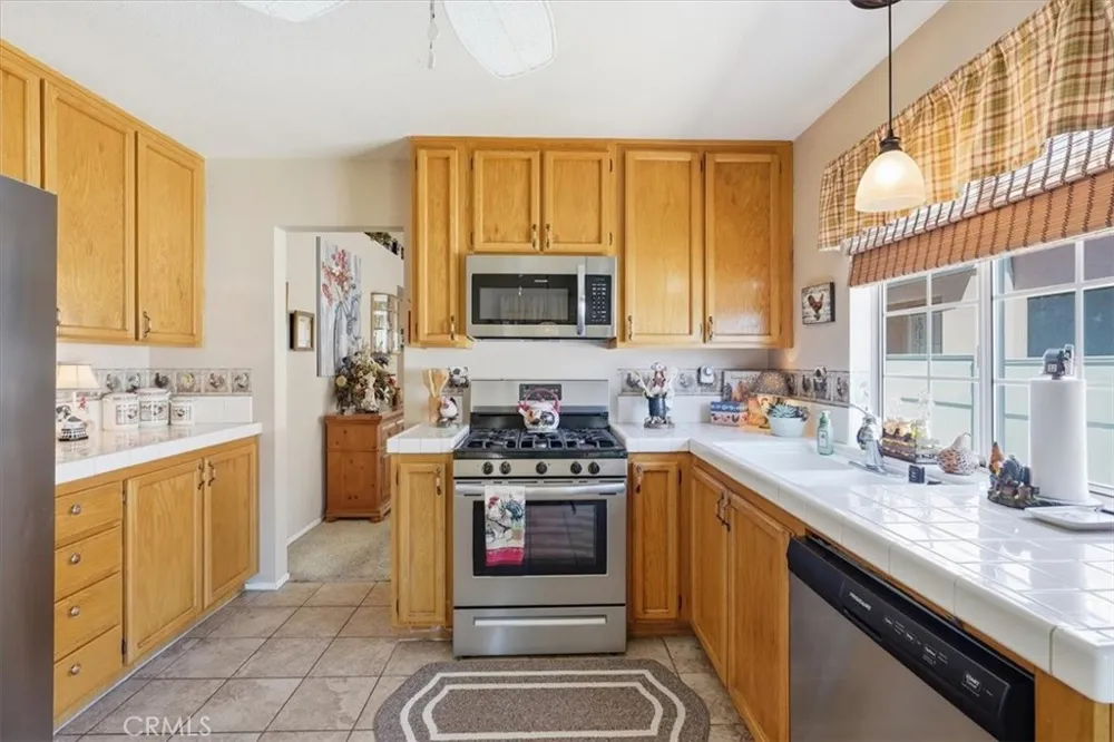 28192 Orangegrove Menifee, CA 92584