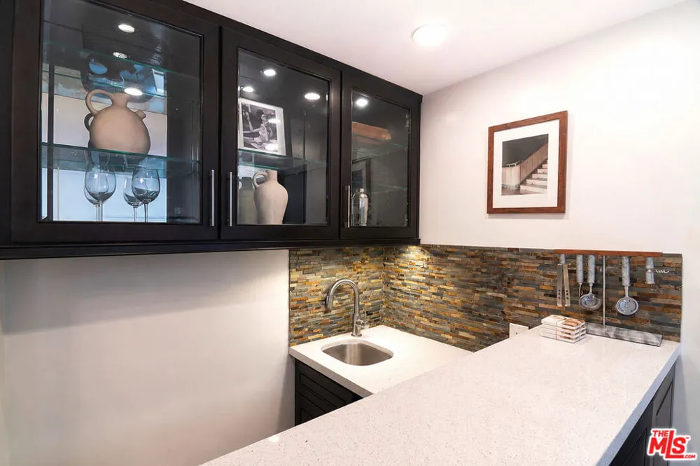 1434 Greenfield Avenue #303 Los Angeles, CA 90025