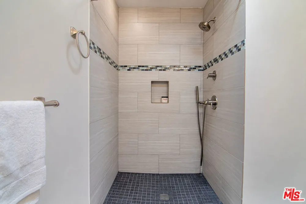 1434 Greenfield Avenue #303 Los Angeles, CA 90025