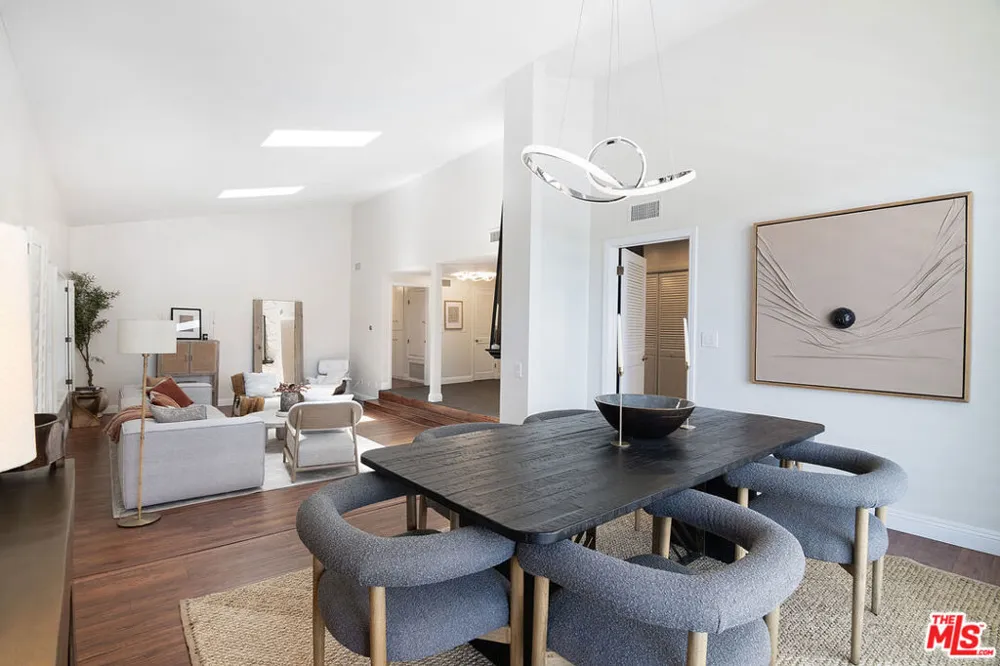 1434 Greenfield Avenue #303 Los Angeles, CA 90025