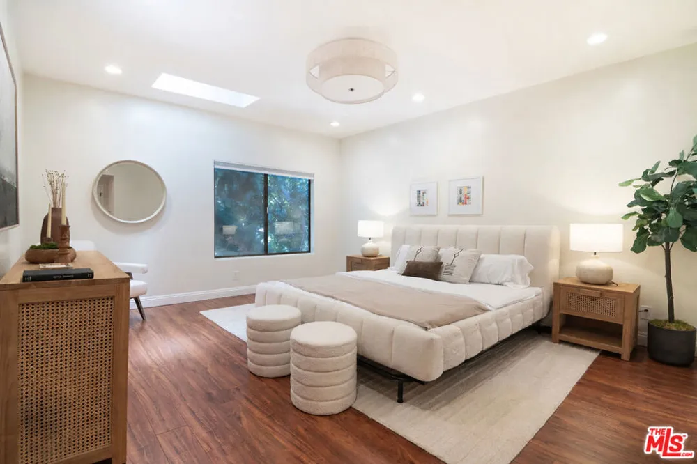 1434 Greenfield Avenue #303 Los Angeles, CA 90025