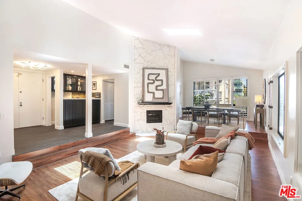 1434 Greenfield Avenue #303 Los Angeles, CA 90025