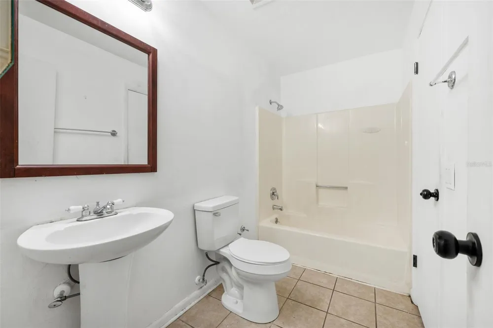 4100 NE 17TH TERRACE Gainesville, FL 32609