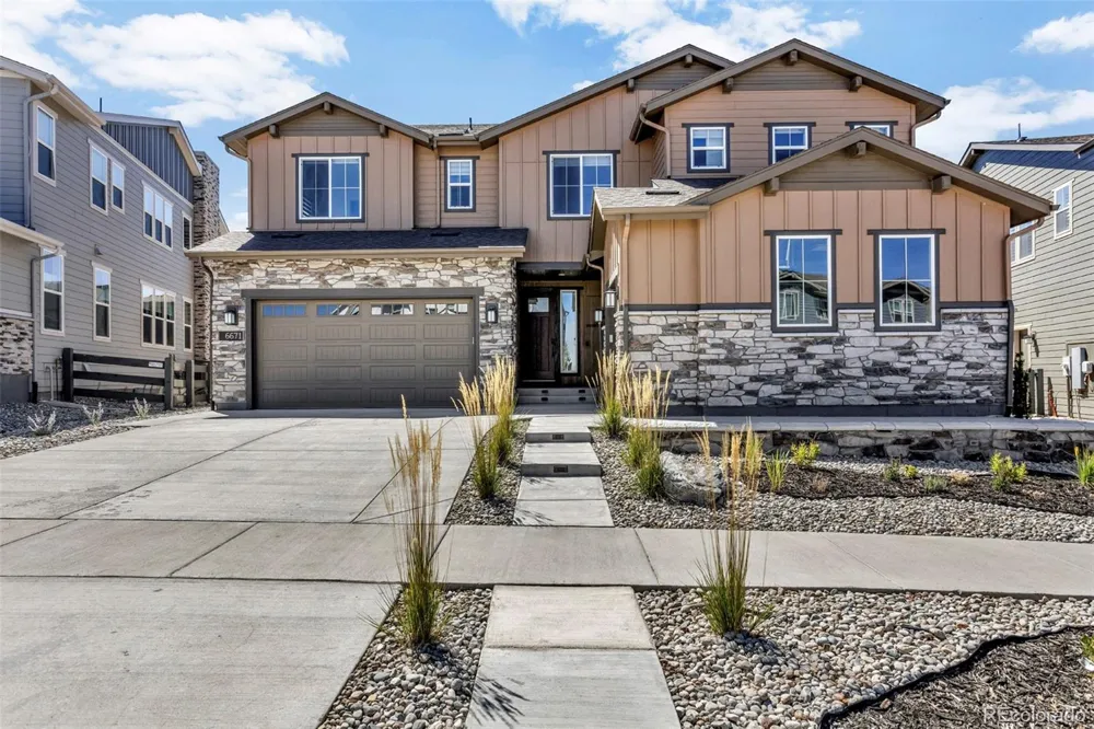 6671 Cross Bridge Circle Castle Rock, CO 80108