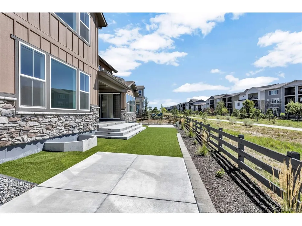 6671 Cross Bridge Circle Castle Rock, CO 80108