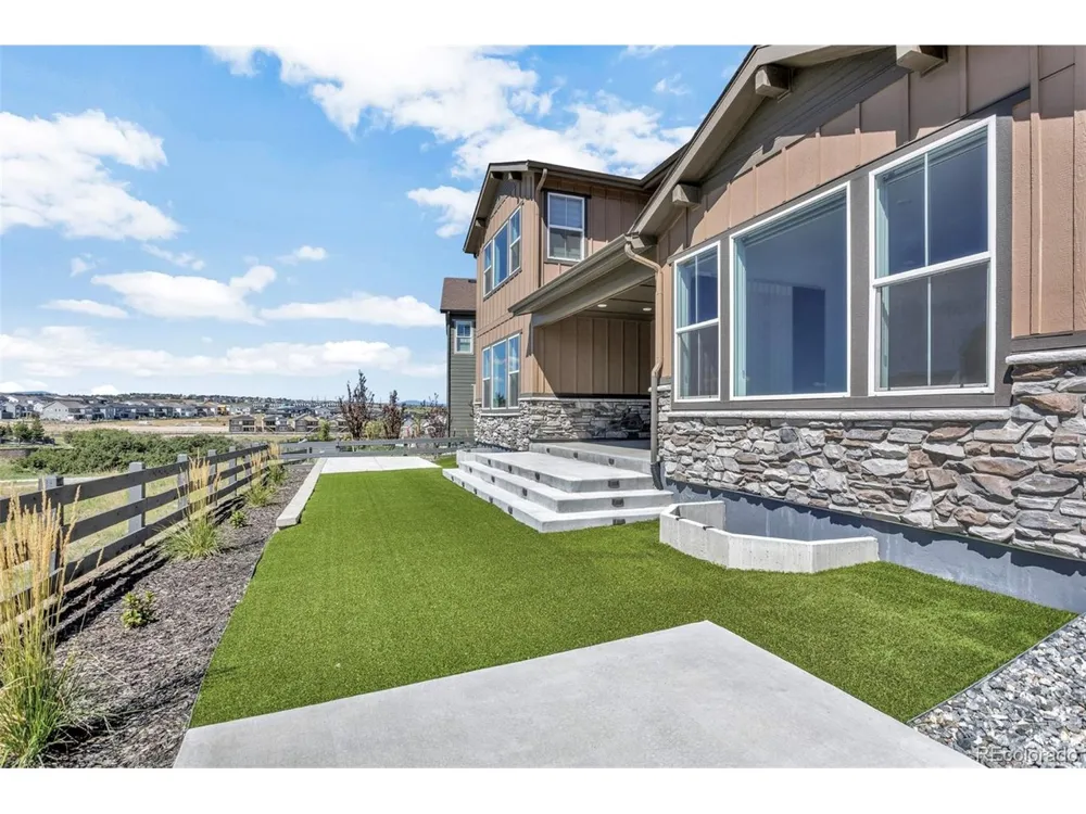 6671 Cross Bridge Circle Castle Rock, CO 80108