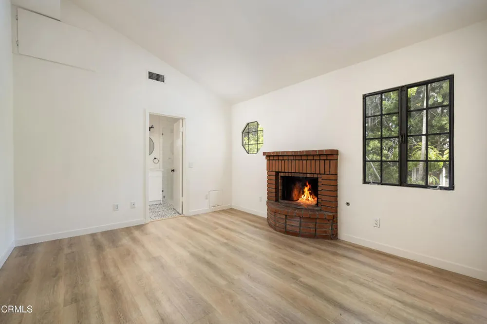 125 Bath Street #B2 Santa Barbara, CA 93101