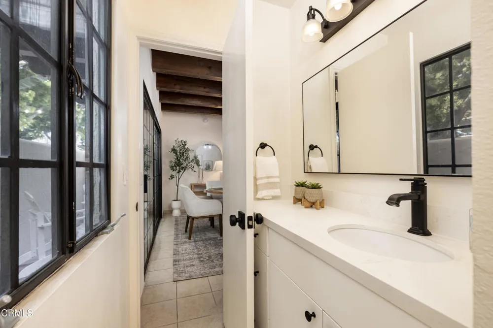 125 Bath Street #B2 Santa Barbara, CA 93101