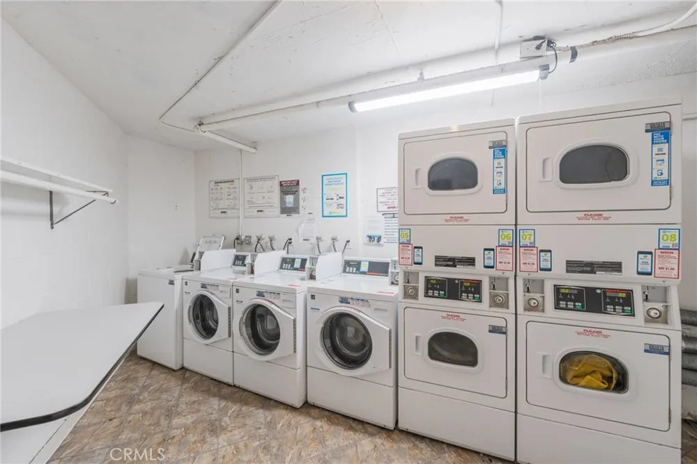 1108 Camino Real #407 Redondo Beach, CA 90277
