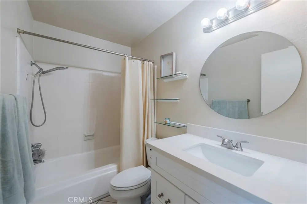1108 Camino Real #407 Redondo Beach, CA 90277