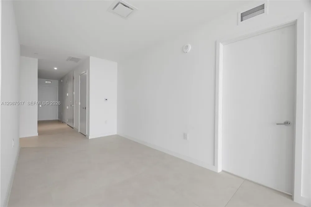 1400 BISCAYNE BLVD #4604C Miami, FL 33132