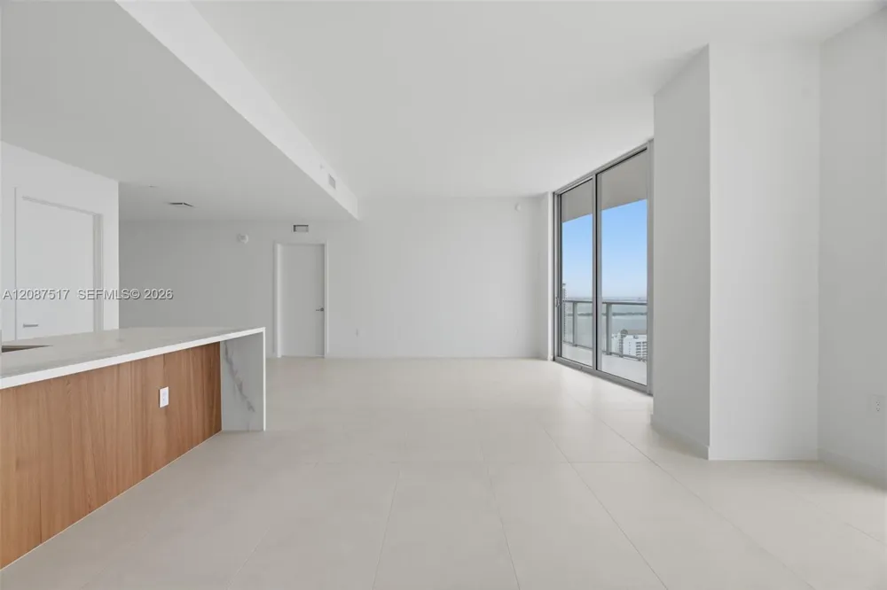 1400 BISCAYNE BLVD #4604C Miami, FL 33132