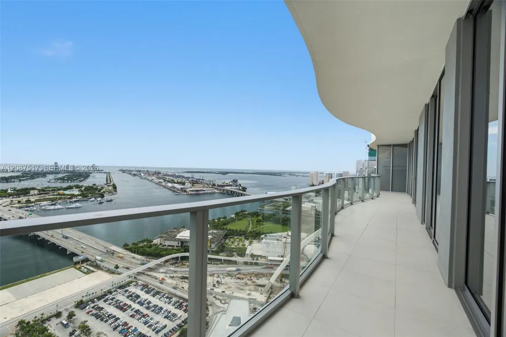 1400 BISCAYNE BLVD #4604C Miami, FL 33132
