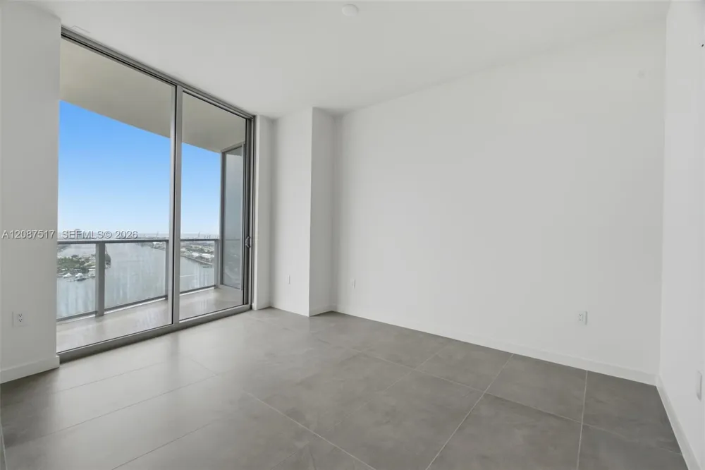 1400 BISCAYNE BLVD #4604C Miami, FL 33132