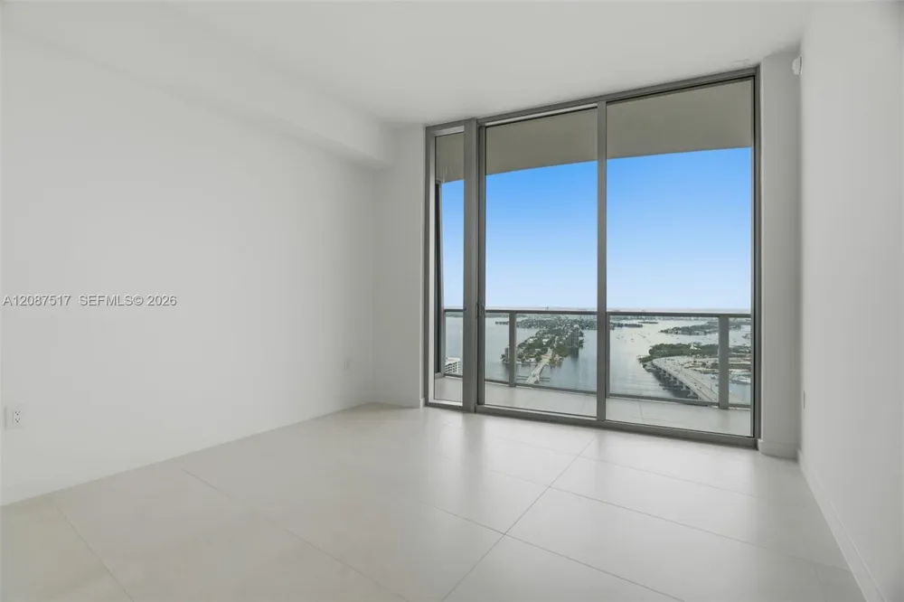 1400 BISCAYNE BLVD #4604C Miami, FL 33132